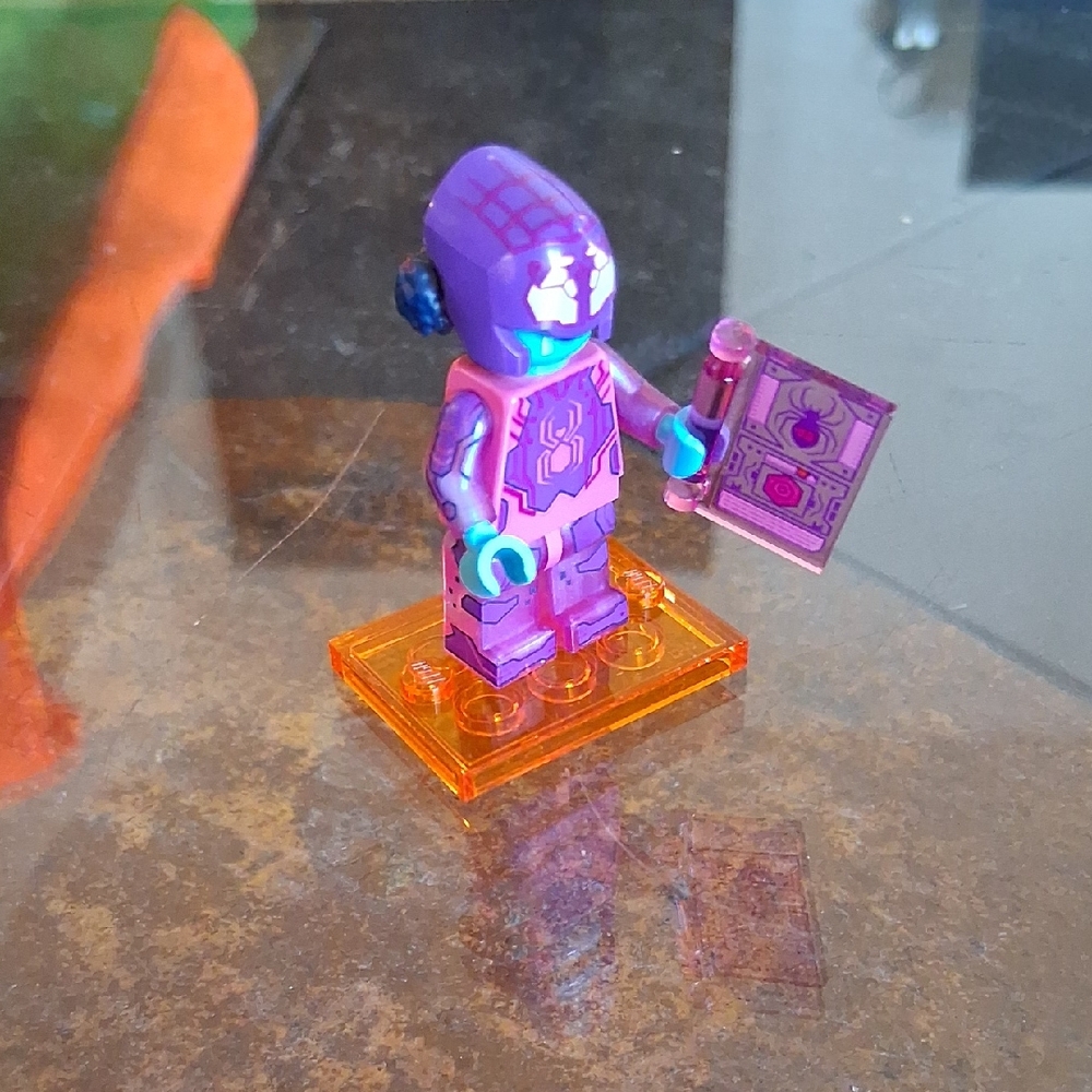 LEGO SPIDER BITE MINIFIG